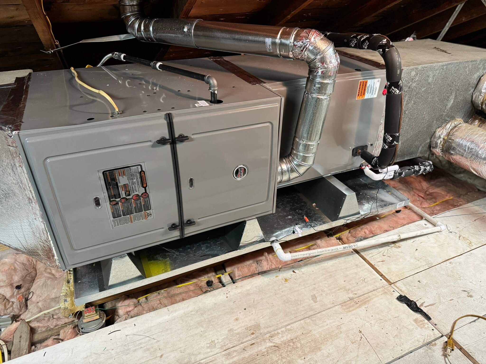 An image of a Energy Efficient Ruud HVAC System in New Orleans, LA.